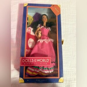 Barbie Dolls Of The World Mexico- Passport Series - W3374 2011 NRFB Pink Label
